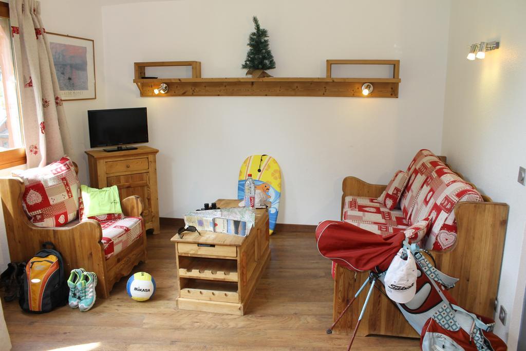Residence Grand Bois Cles Blanches La Tania Εξωτερικό φωτογραφία